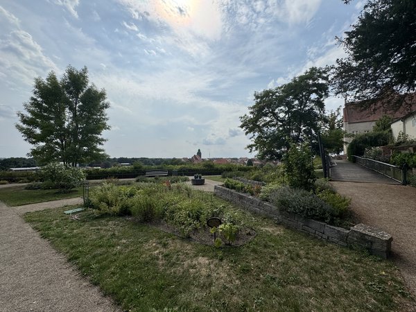Dechaneigarten am Dom Havelberg