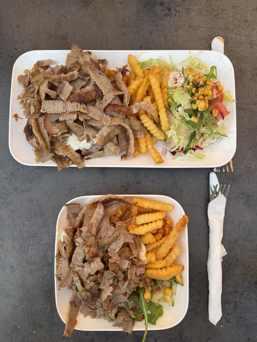 Großer und kleiner Dönerteller bei Bistro Istanbul